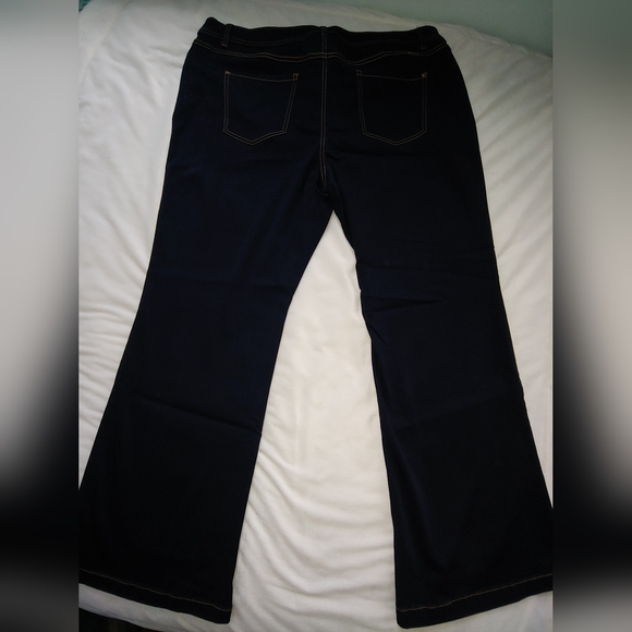 NWOT Plus Size INC International Concepts Tummy Control Bootcut Jeans -  Size 24 - Picture 3 of 10